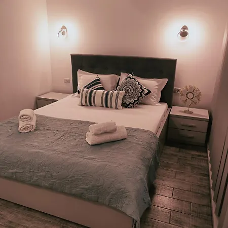 Apartment Studio Alex Sofi 2 *